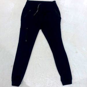 Jaanuu black medium scrub bottoms